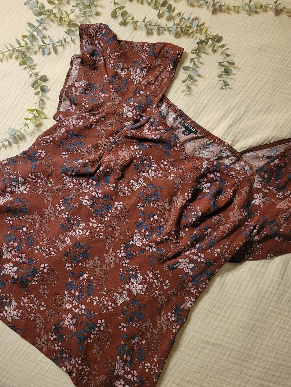 Torrid Maroon Floral Square Neck Top